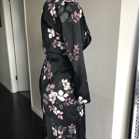Floral trench - Picture 2 of 4